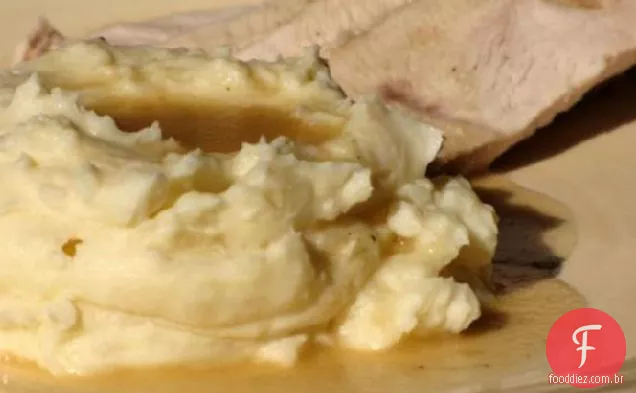 Peito De Peru Assado Lentamente Com Molho