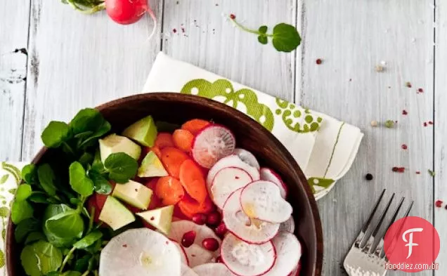 Salada Refrescante De Rabanete Daikon E Agrião