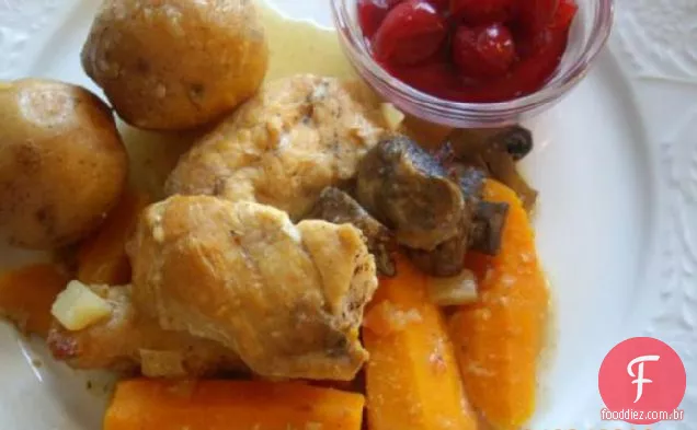 Jantar de peru no fogão lento