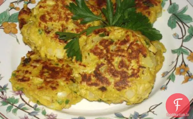 Sobras de peru e purê de batata rissóis