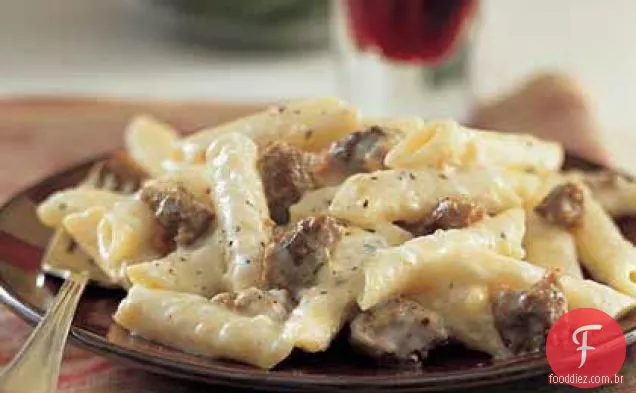 Vingança do Drácula (Penne assada com salsicha e alho)