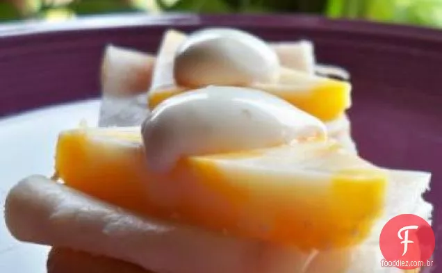 Rancho de peru e lanches de queijo