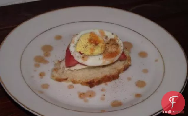 Picadas De Sanduíche De Peru, Ovo E Tomate