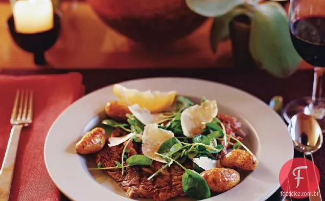 Tagliata grelhado com agrião e batatas