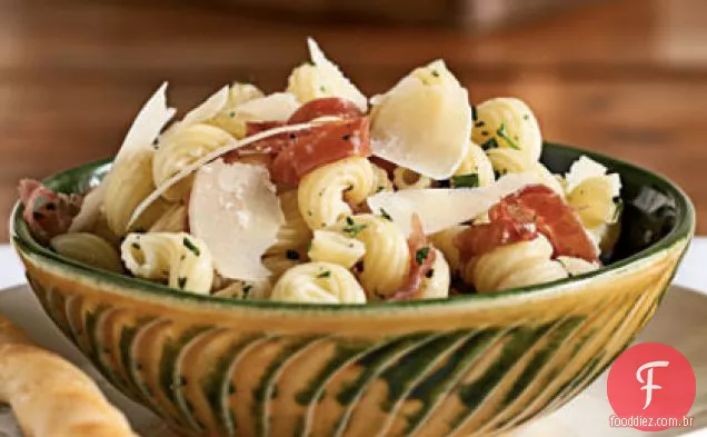 Cavatappi com Prosciutto e Parmesão