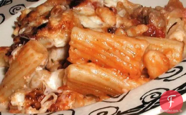 Rigatoni Cozido E Salsicha, Estilo Toscano