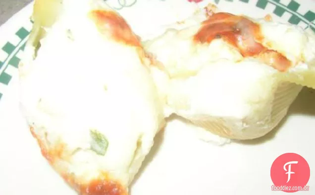 Conchas Recheadas De Frango Com Queijo