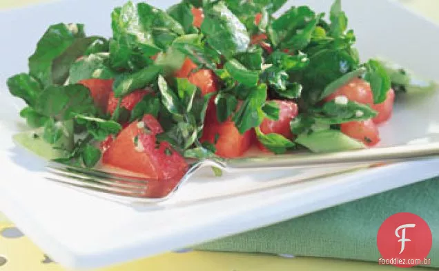 Salada de melancia e agrião com gengibre