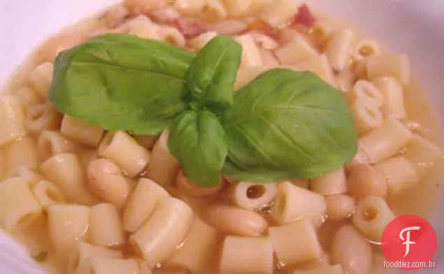 Pasta Fagioli (Estilo Rhode Island)