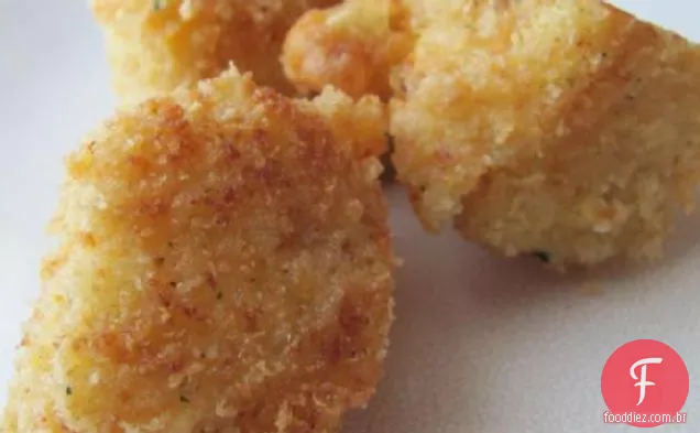 Macarrão frito e queijo