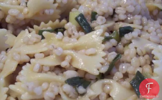 Cevada E Gravata Borboleta Pilaf