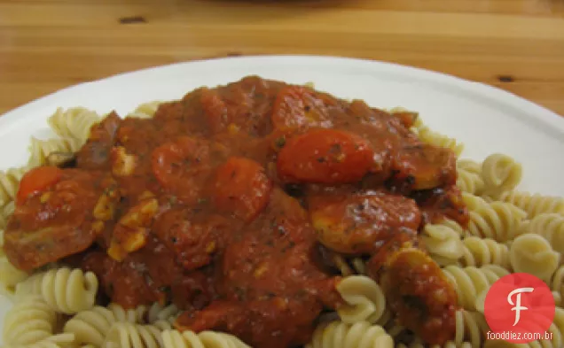 Lite Frango E Macarrão Com Tomates Secos Ao Sol