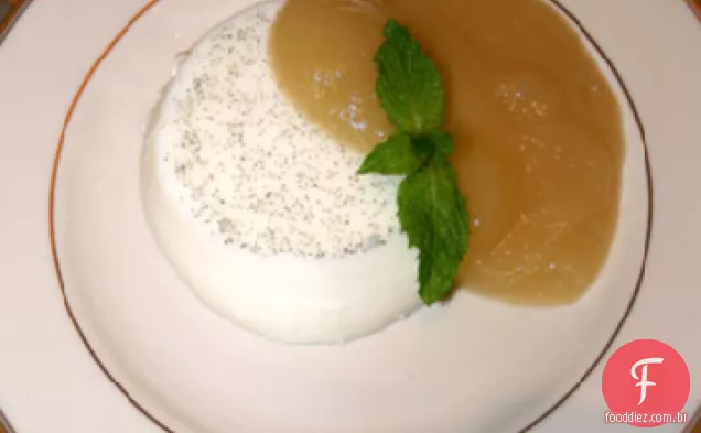 Baunilha Panna Cotta com geléia de Pêra