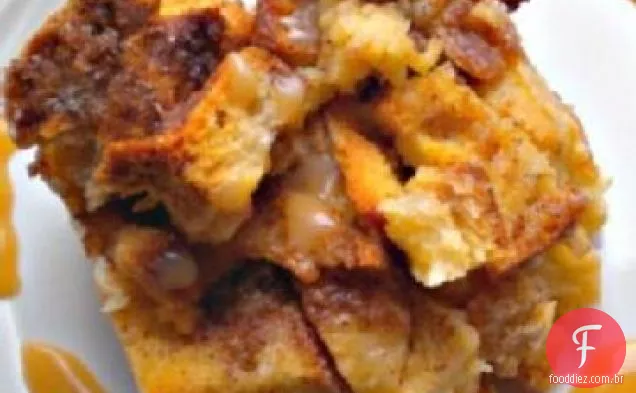 Pudim de pão com molho de Rum temperado
