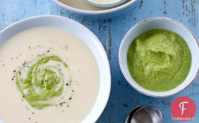 Sopa De Chalota Com Purê De Agrião
