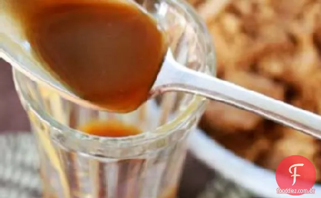 Como fazer molho de caramelo