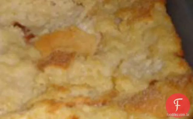 Pudim de pão sem açúcar com molho de uísque