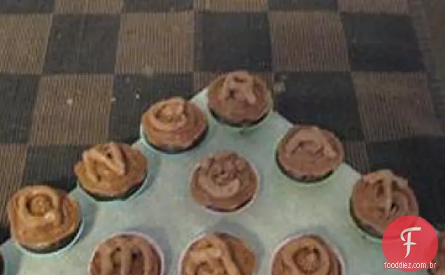 Açúcar mascavo leve e cremoso e cobertura de Chocolate