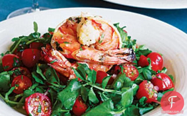 Camarão Colossal Com Agrião E Salada De Tomate