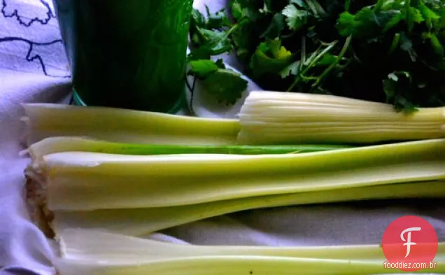 Suco De Pepino De Coentro