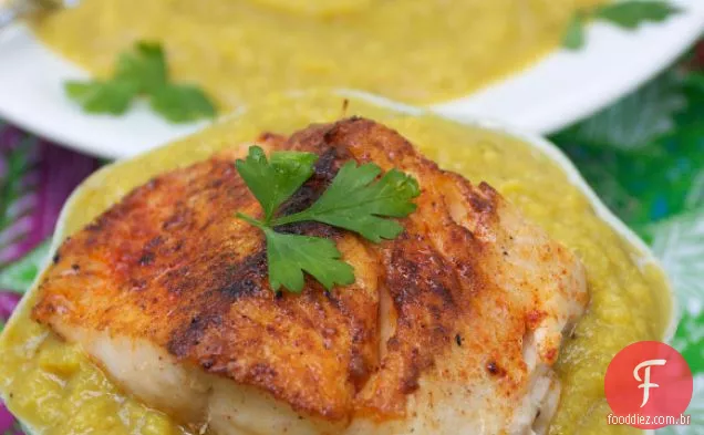 Sopa De Alho-Poró De Cogumelo De Couve-Flor Com Peixe Manteiga