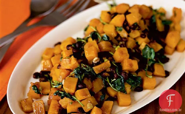 Salada de abóbora e feijão preto com espinhos Chipotle