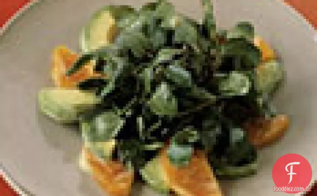 Salada de caqui e abacate Fuyu