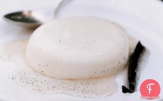 Panna Cotta com xarope de baunilha