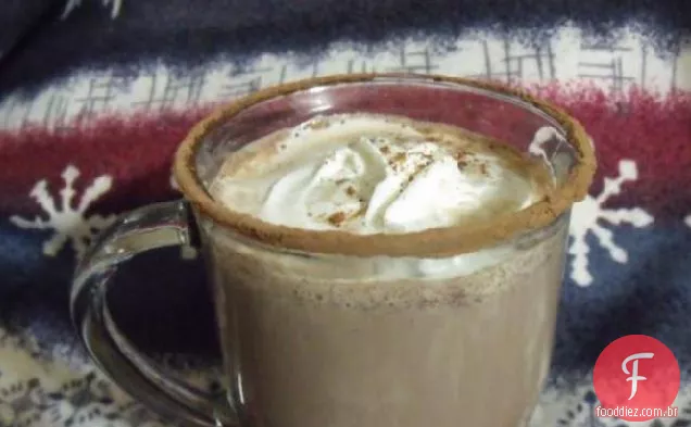 Chocolate Quente Com Leite Desnatado, cacau em pó e xarope de bordo