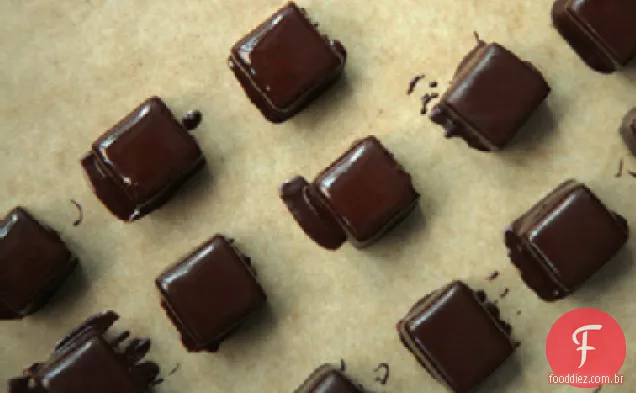 Receita De Caramelos Salgados Mergulhados Em Chocolate