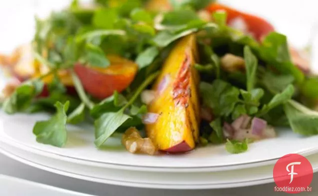 Nectarina Grelhada E Salada De Agrião