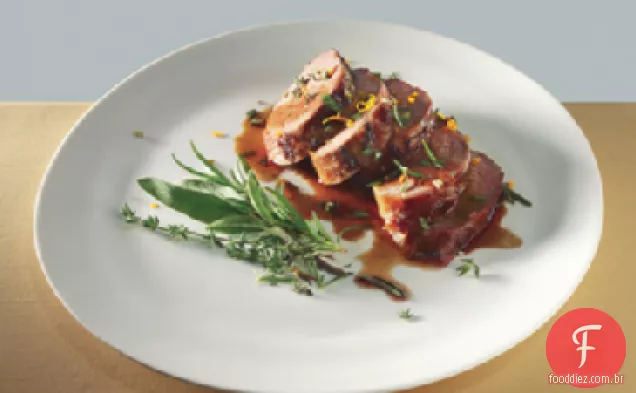 Carne de porco marinada com mel com Gremolata