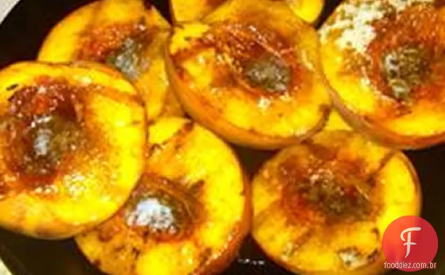 Pêssegos Grelhados Doces