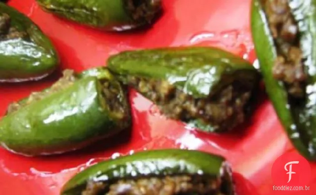 Pimentas Jalapeño de Susanna Foo com recheio de porco