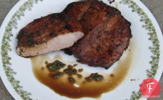 Sopa de gota de ovo com variação quente e azeda