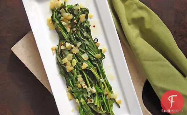 Alho-dente-de-Leão refogado com Pancetta