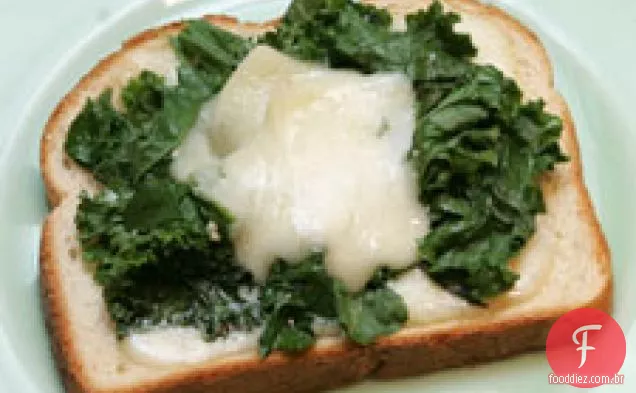 Sanduíche de Martha com verduras amargas