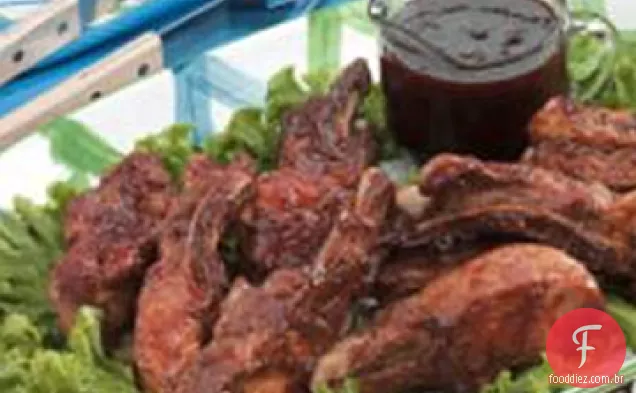 Costelas De Campo Envidraçadas Com Ameixa