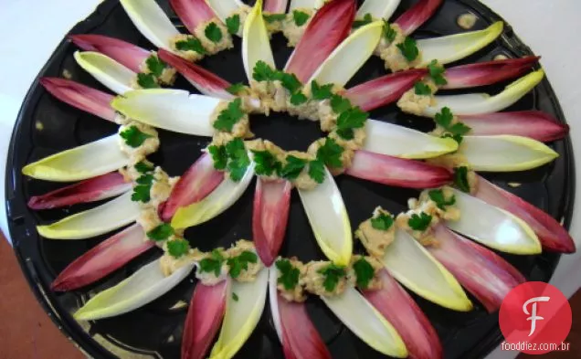 Endive Com Molho De Feijão Branco