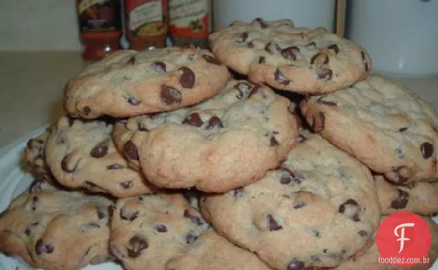 Biscoitos de chocolate grandes e mastigáveis