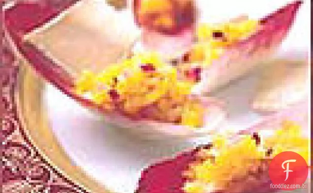 Salada de beterraba dourada e Endívia com Brie de cabra