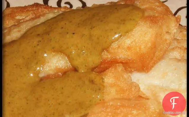 Peixe Frito Com Molho De Ervas Marroquinas