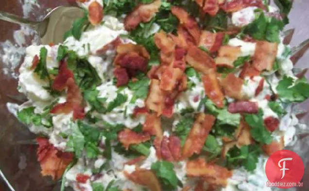 A deliciosa salada de batata com coentro da Amanda