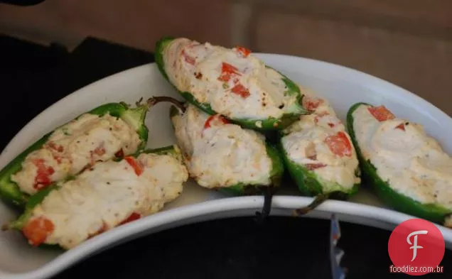 Poppers De Pimenta Grelhada Com Queijo De Cabra