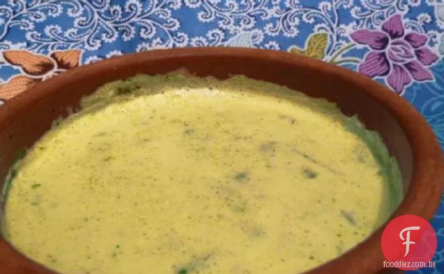 Molho de coentro e iogurte