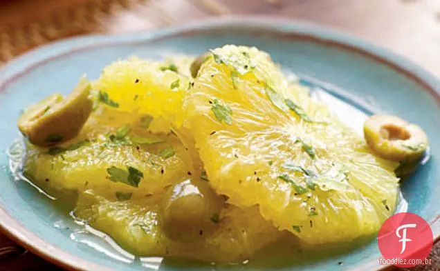 Salada de laranja e azeitona (S'lata Botukan wa Zaytoon)
