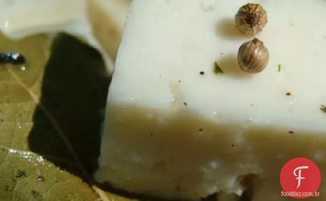 Queijo Feta Marinado Com Azeitonas