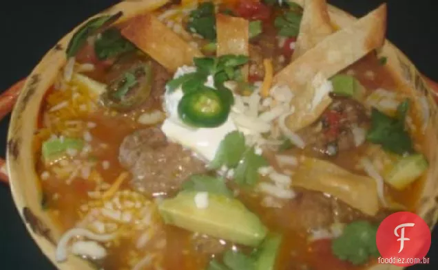 Sopa Mexicana Da Almôndega Da Tortilha