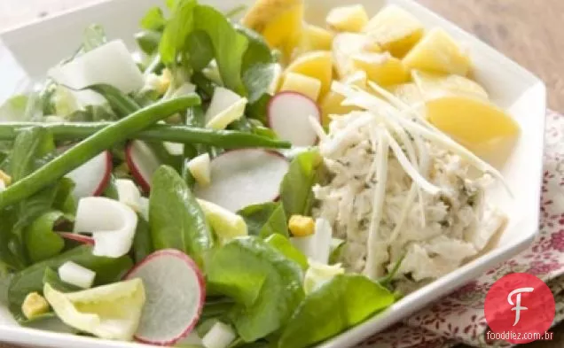 Salada de caranguejo com molho de limão