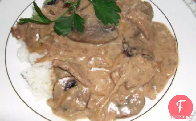 Fogão Lento Stroganoff De Carne